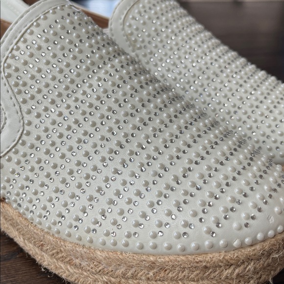 Andiamo Ateddy Rhinestone and Pearl Embellished Slip-on Espadrilles size 7.5 - Picture 6 of 14